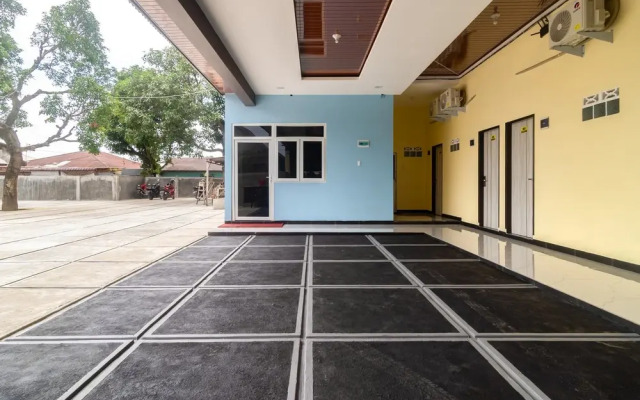 RedDoorz Plus @ Sempurna Inn Medan