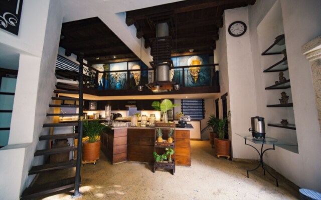 8Aps-4 Casa Antigua En El Centro Histori