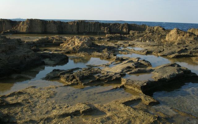 Ariadne Studios Skyros