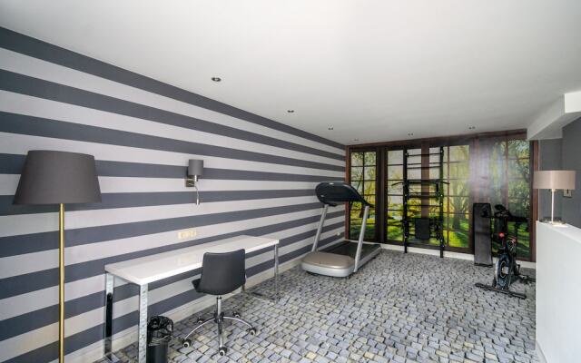 SL'otel im Parforcehaus