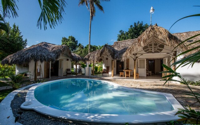 La Tribu Villas