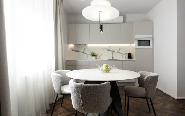The Amberlyn Suite Hotel