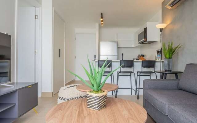w Lovely 1BR in San Francisco