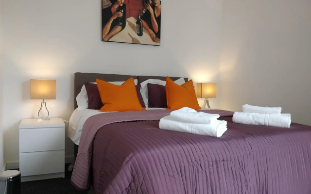 Chiltern Apartment