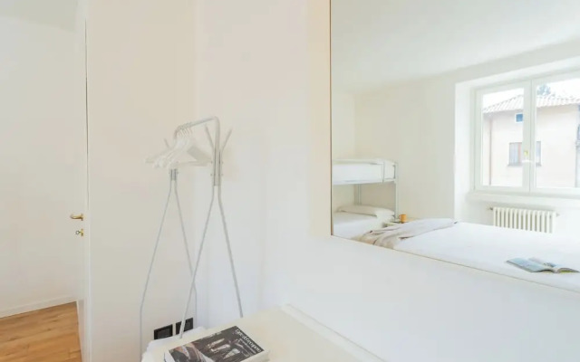 Ponente Balcony & Garden by Rent all Como