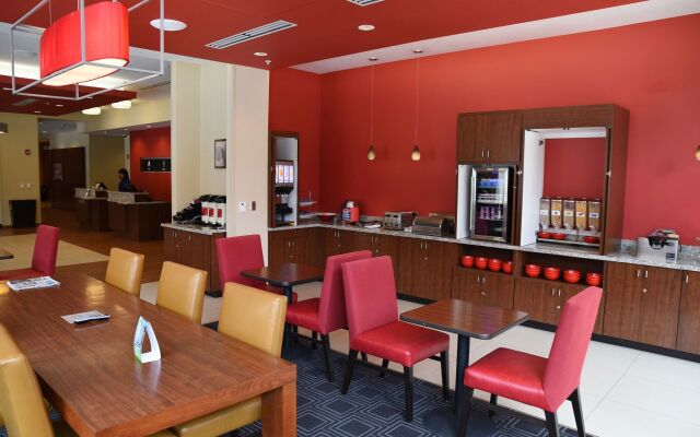 TownePlace Suites Lawrence Downtown