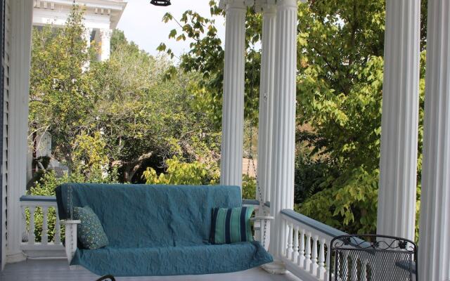 Bisland House Bed and Breakfast