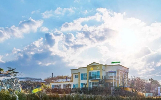Yangyang Silver Sea Pension
