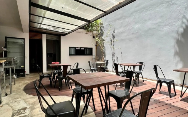Aruma Hotel