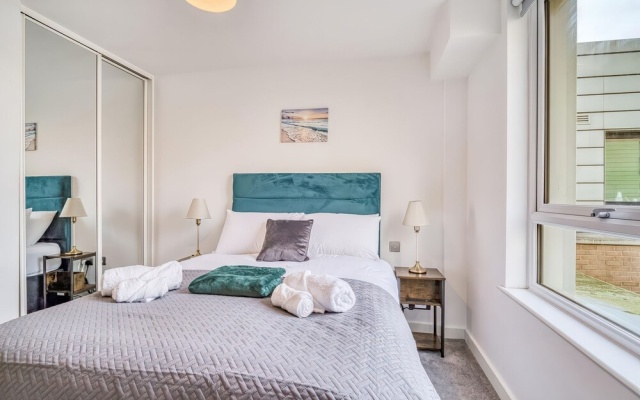Apartment 422