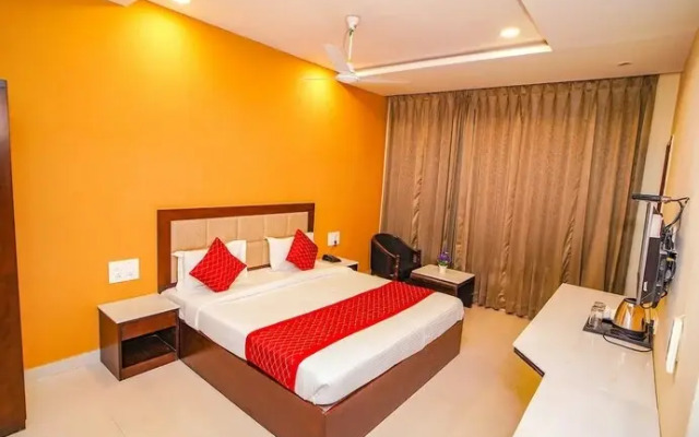 Fabhotel Prime Manor