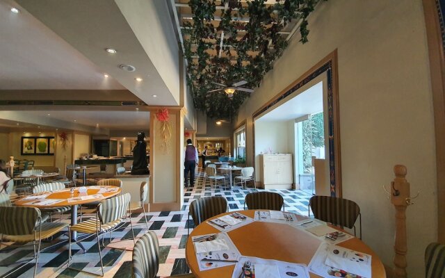 Hotel La Estancia