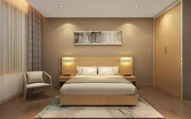 Maitreya Chizhiquan Hot Spring Hotel (Maitreya Honghe Water Township)