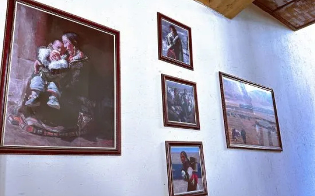 Shangri-La Xiyue Inn