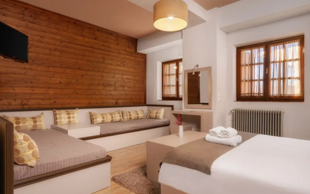 Gefyri Hotel