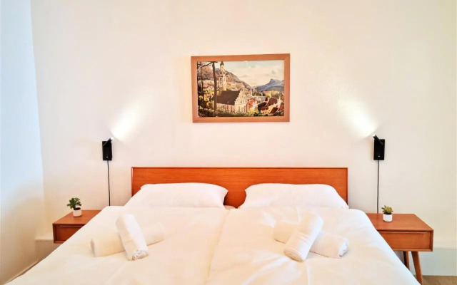 Rosa Apartment with parking historic city center