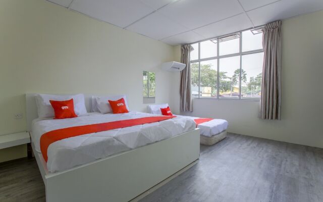 Zande Motel by OYO Rooms