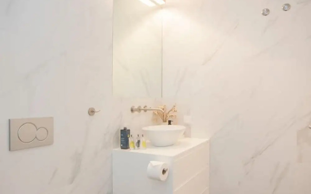 Liiiving in Gaia - Cooper Residence Apartment