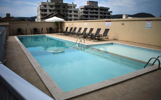 A082 - Ecopark - Apto de 2 quartos com piscina