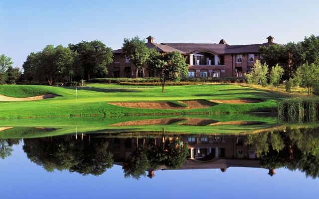 The Glen Club