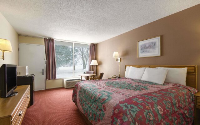 Days Inn White House