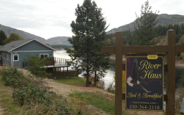 The River Haus Bed And Breakfast