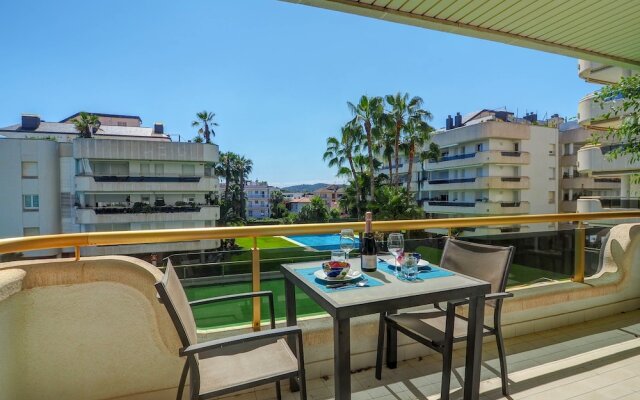 Mediterraneo Seaview Apartment by Hello Apartments Sitges