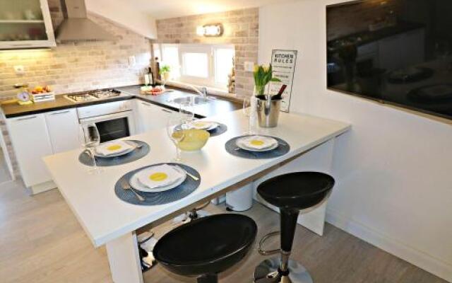 Apartment Peracko Blato, Put Jezera