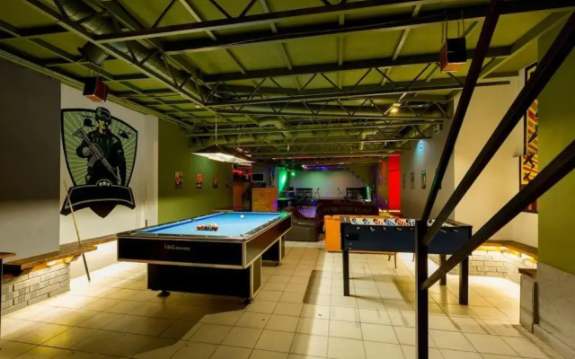 The Bachelor Bar - Bunker | Private Club