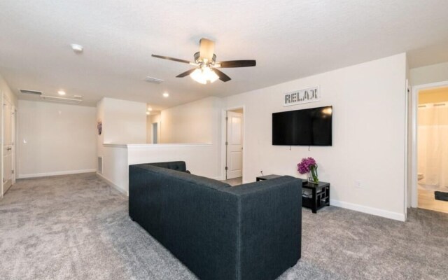 1625maids 8 Bedroom Villa