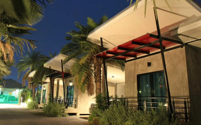 Lopburi Palm Resort