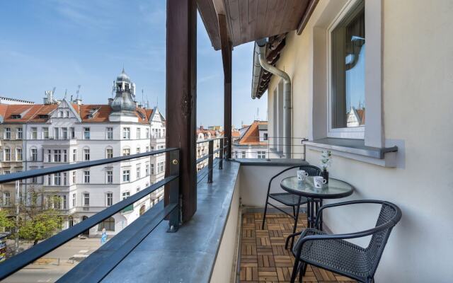 White Studio With Balcony by Renters