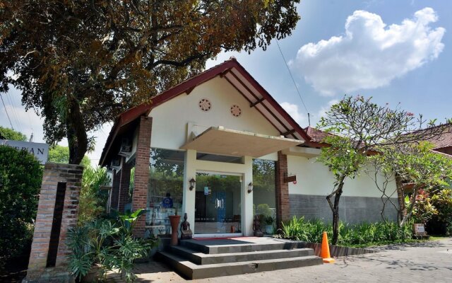 ZEN Rooms Pakualaman
