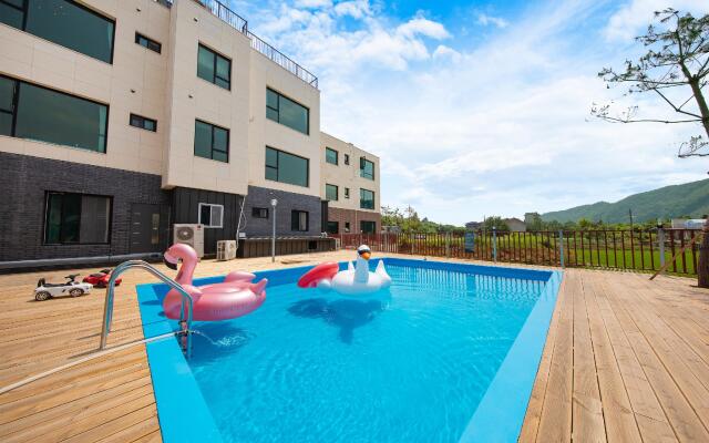 Namiseom 2020 Spa Poolvilla