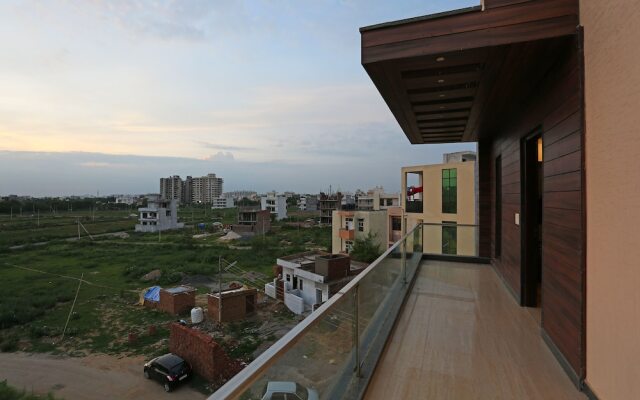 OYO Flagship 757 Blite Golf course road