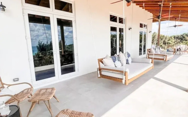 Paradise Cove 3 Bedroom Home