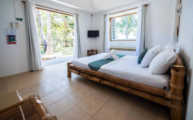 Elysia Beach Resort