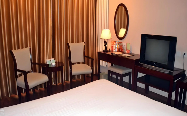 GreenTree Inn Shandong Qingdao Jiaozhou Sanlihe Park Express Hotel