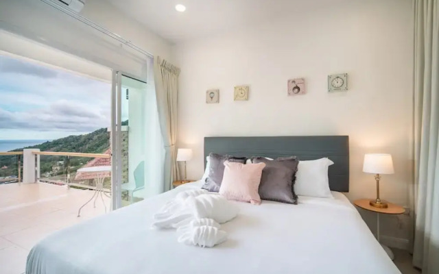 Ocean View 4BR Pool Villa KataBB Seaview