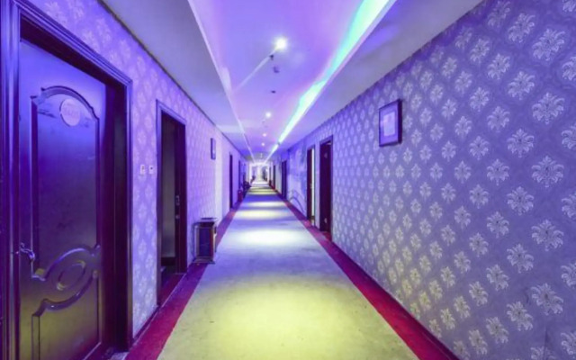 Dongguan Xinyi Business Hotel (Xingtai Academy)
