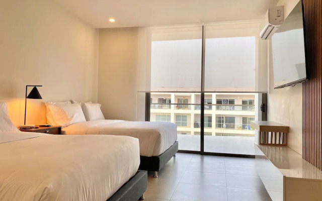 Morros Zoe by Wynwood House