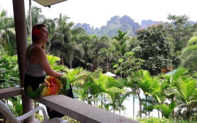 Aonang Cliff Mountain New Resort