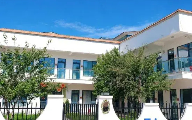 Nalati Qingfeng Xiaozhu Homestay