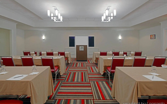 Four Points by Sheraton York