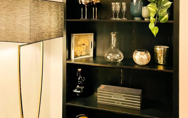 Trevi Fountain Luxury Guest House