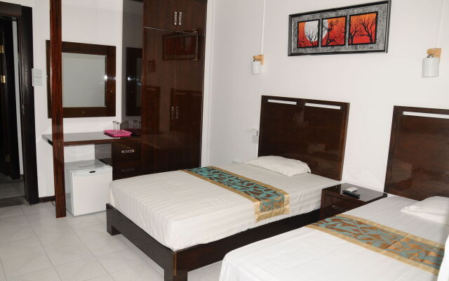 Le Flamboyant Hotel