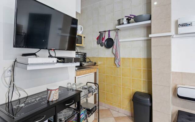 Simplistic Apartment in Nice With Beach Nearby