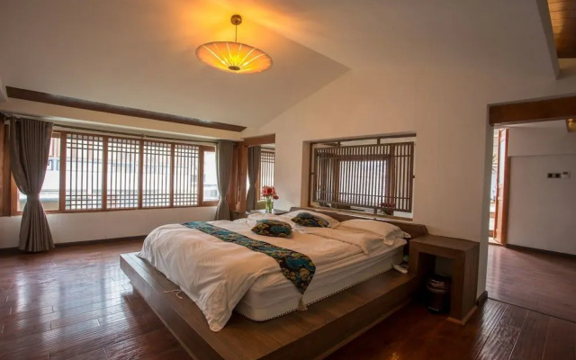 Yunzhong Baisha Lijiang Inn