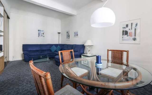 Central 1 Bedroom with Balcony