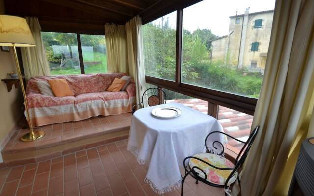 Tuscan Villa With Sea Views